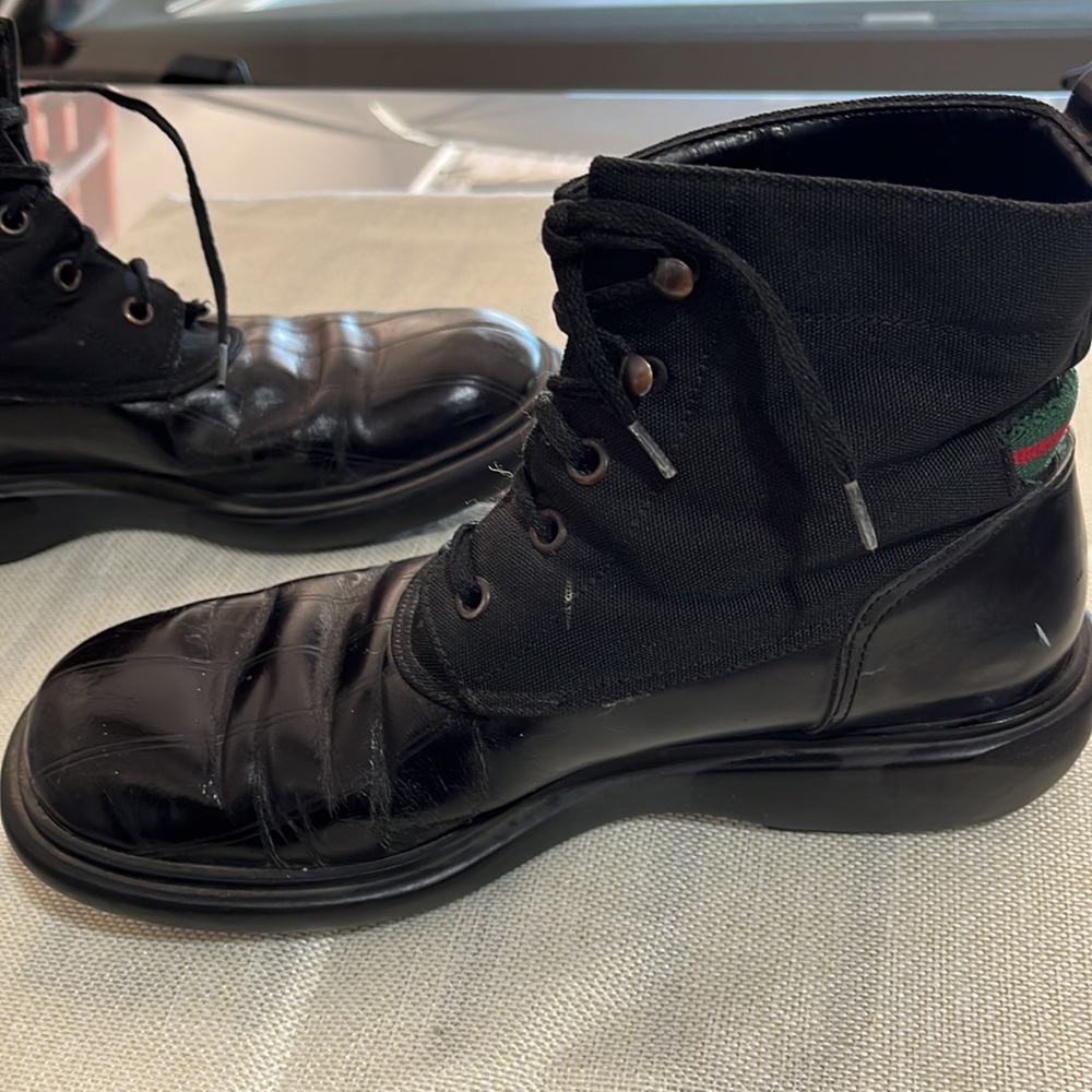 Gucci boots! - Picture 3 of 6